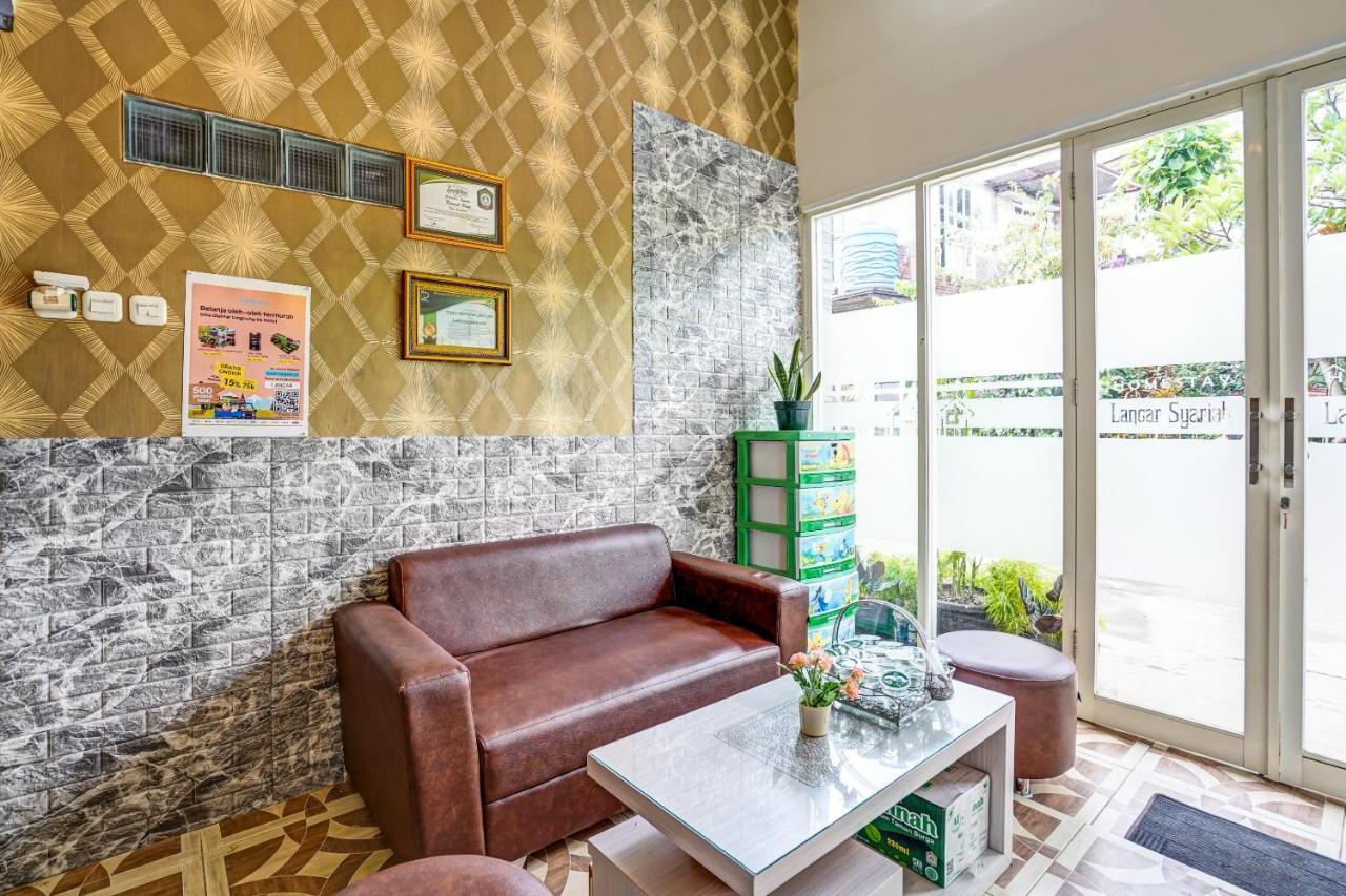 Super Oyo 90642 Lancar Homestay Syariah Tlekung エクステリア 写真