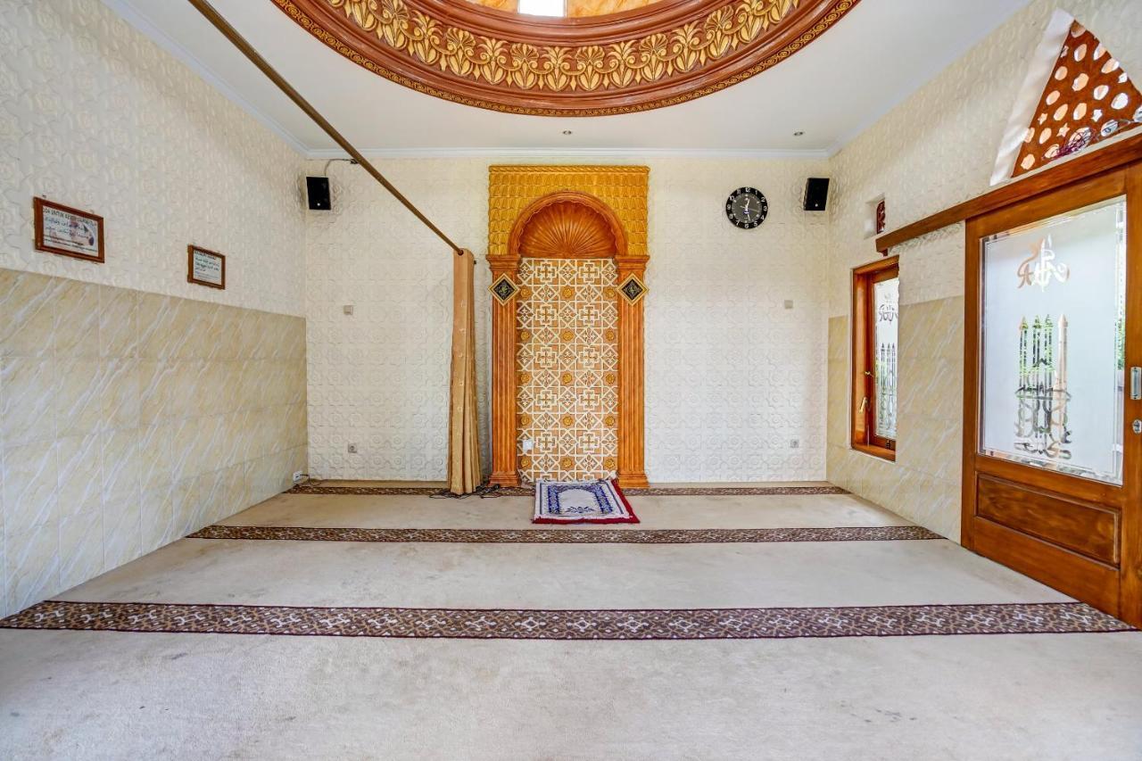 Super Oyo 90642 Lancar Homestay Syariah Tlekung エクステリア 写真